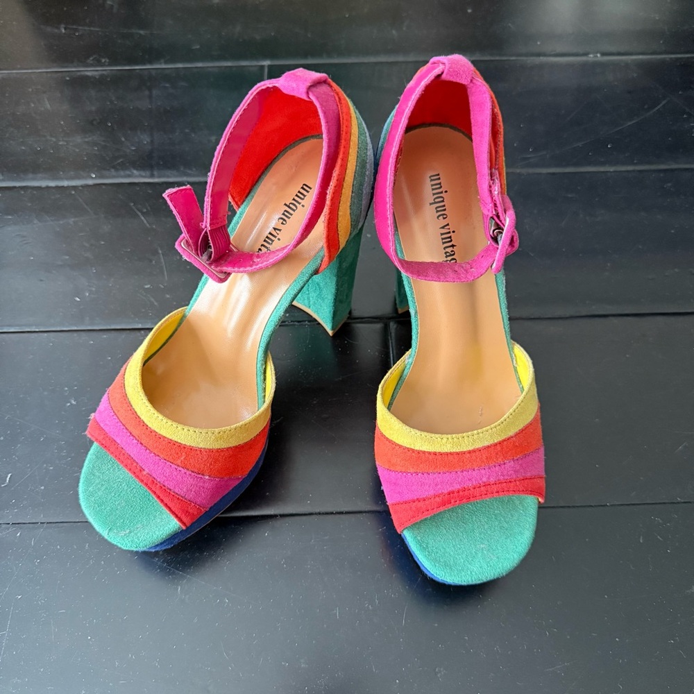 Unique Vintage Rainbow Suede Peep-Toe Pumps